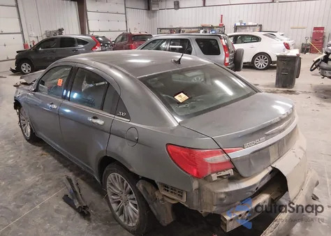 2012 Chrysler 200 Limited из США, поврежденный, VIN 1C3CCBCB5CN301985